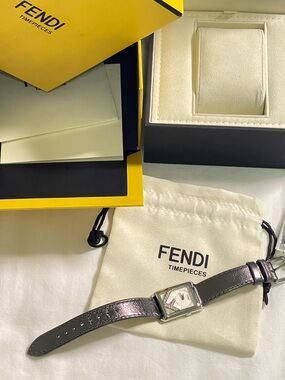 Fendi Metallic Silver Leather Strap Women's Watch
